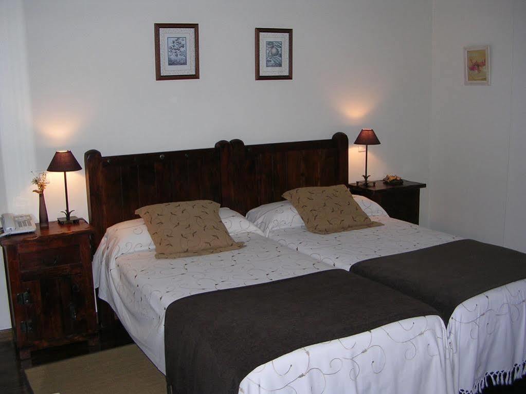 El Castro Guest House Arancedo Exterior photo